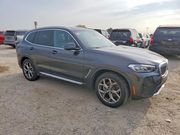 2023 BMW X3 xDrive30i SA — Passenger 3/4