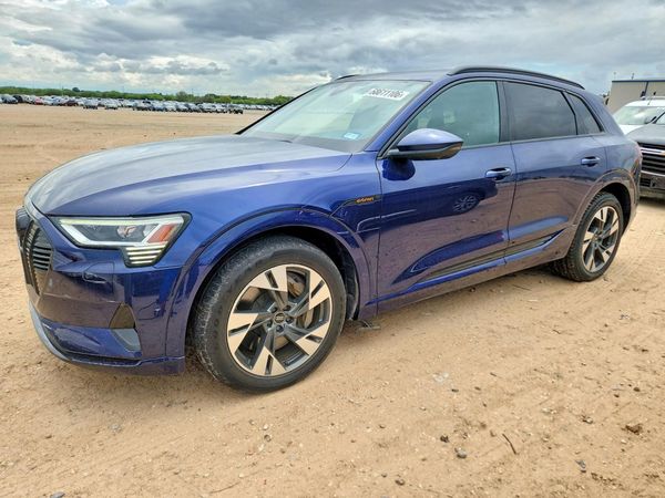 2022 AUDI E-TRON — Front 3/4