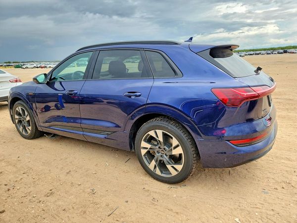 2022 AUDI E-TRON — DSRA