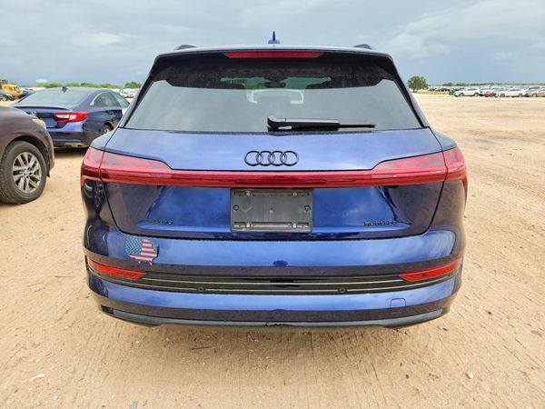2022 AUDI E-TRON — DIRR