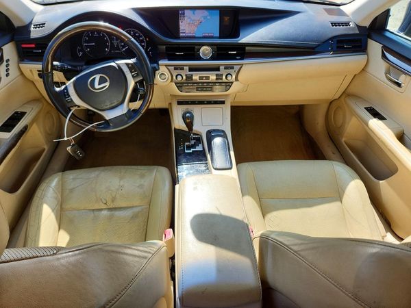 2014 LEXUS ES — CKPT