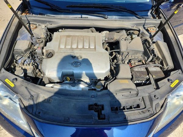 2014 LEXUS ES — Engine bay