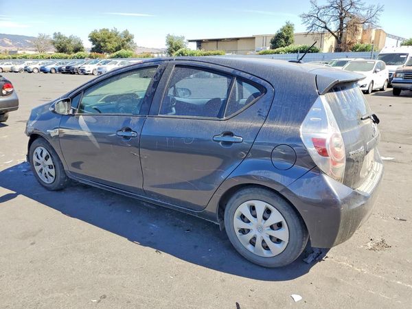 2014 TOYOTA PRIUS