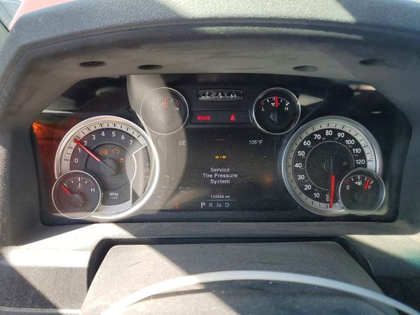 2015 RAM 1500 SLT