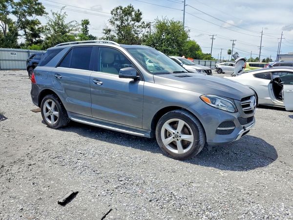 2018 MERCEDES-BENZ GLE GLE350 — Passenger 3/4