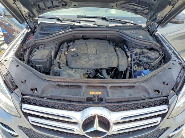 2018 MERCEDES-BENZ GLE GLE350 — Engine bay