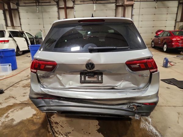 2021 VOLKSWAGEN TIGUAN 4Motion S