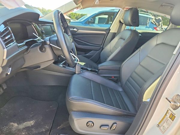 2022 VOLKSWAGEN JETTA — DENT