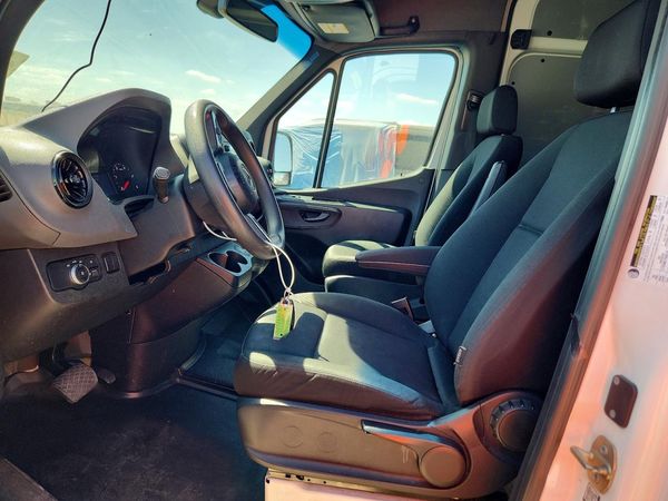 2020 MERCEDES-BENZ SPRINTER 907 (VS30) — DENT