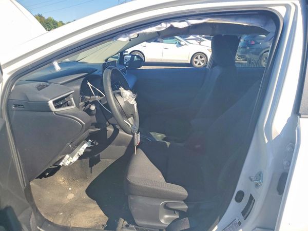 2025 TOYOTA COROLLA LE — DENT