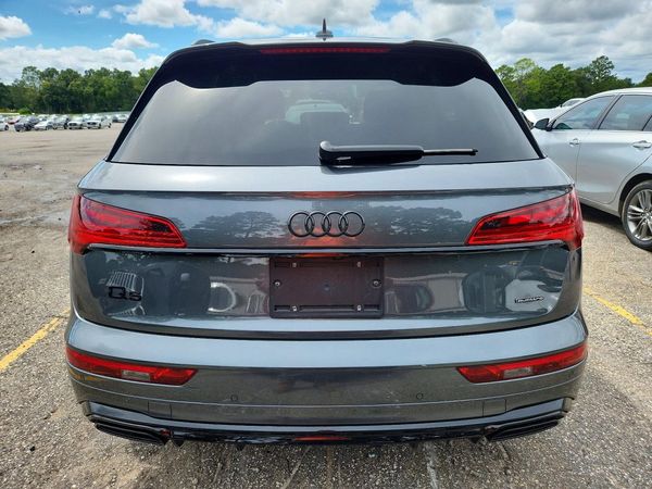 2024 AUDI Q5 E S Line quattro Prestige