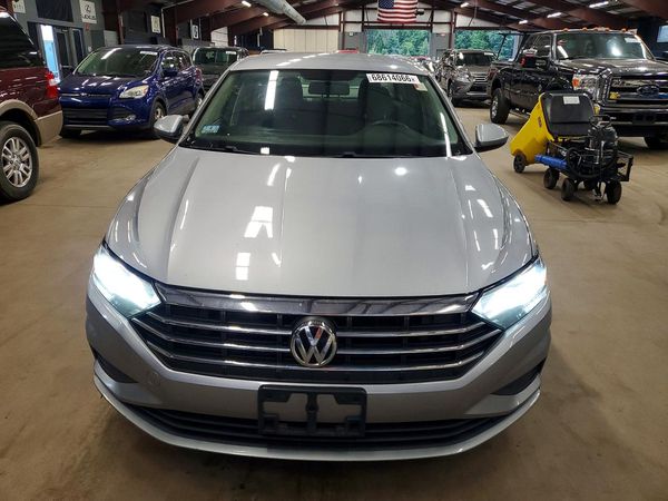 2021 VOLKSWAGEN JETTA S / SE / R-Line