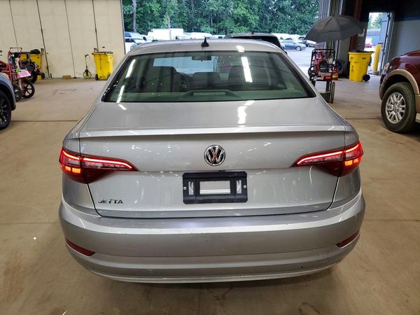 2021 VOLKSWAGEN JETTA S / SE / R-Line