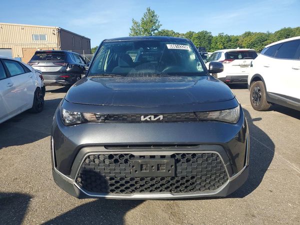 2023 KIA SOUL LX, S