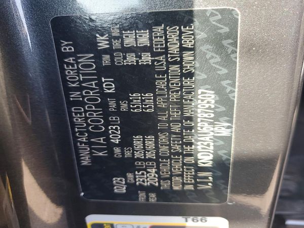 2023 KIA SOUL LX, S