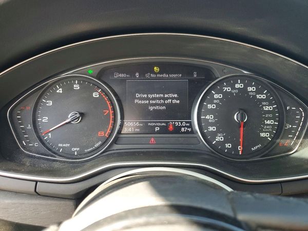 2021 AUDI A4 quattro Premium