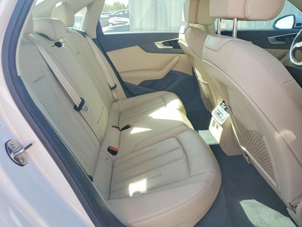 2021 AUDI A4 quattro Premium