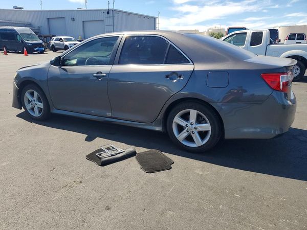 2012 TOYOTA CAMRY