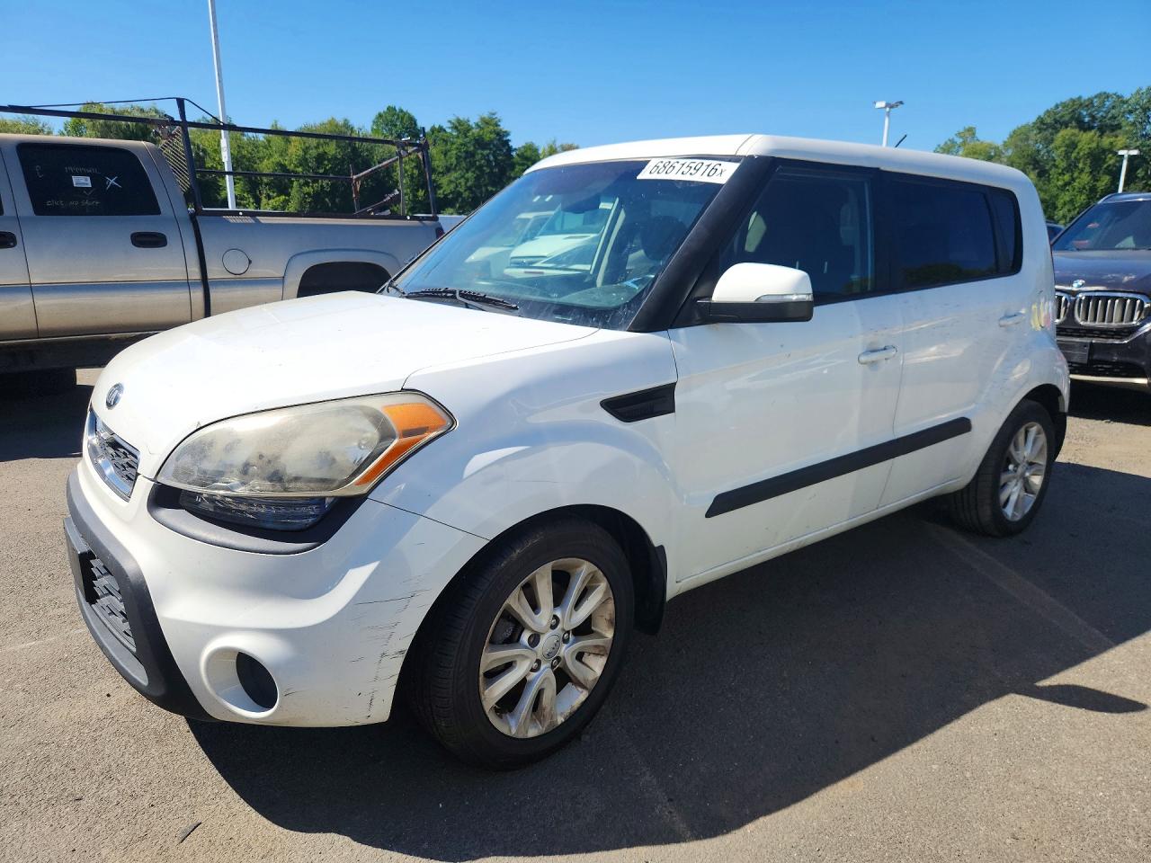 2013 KIA SOUL All Trims — Front 3/4