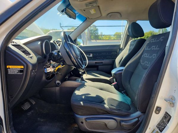 2013 KIA SOUL All Trims — DENT