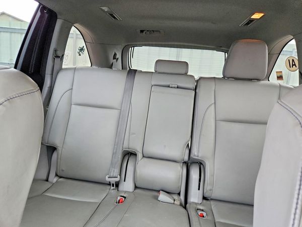 2015 TOYOTA HIGHLANDER — SUVN