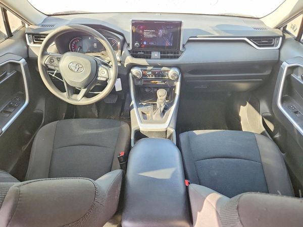2023 TOYOTA RAV 4 LE