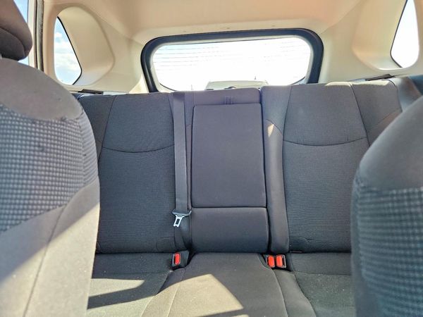 2023 TOYOTA RAV 4 LE