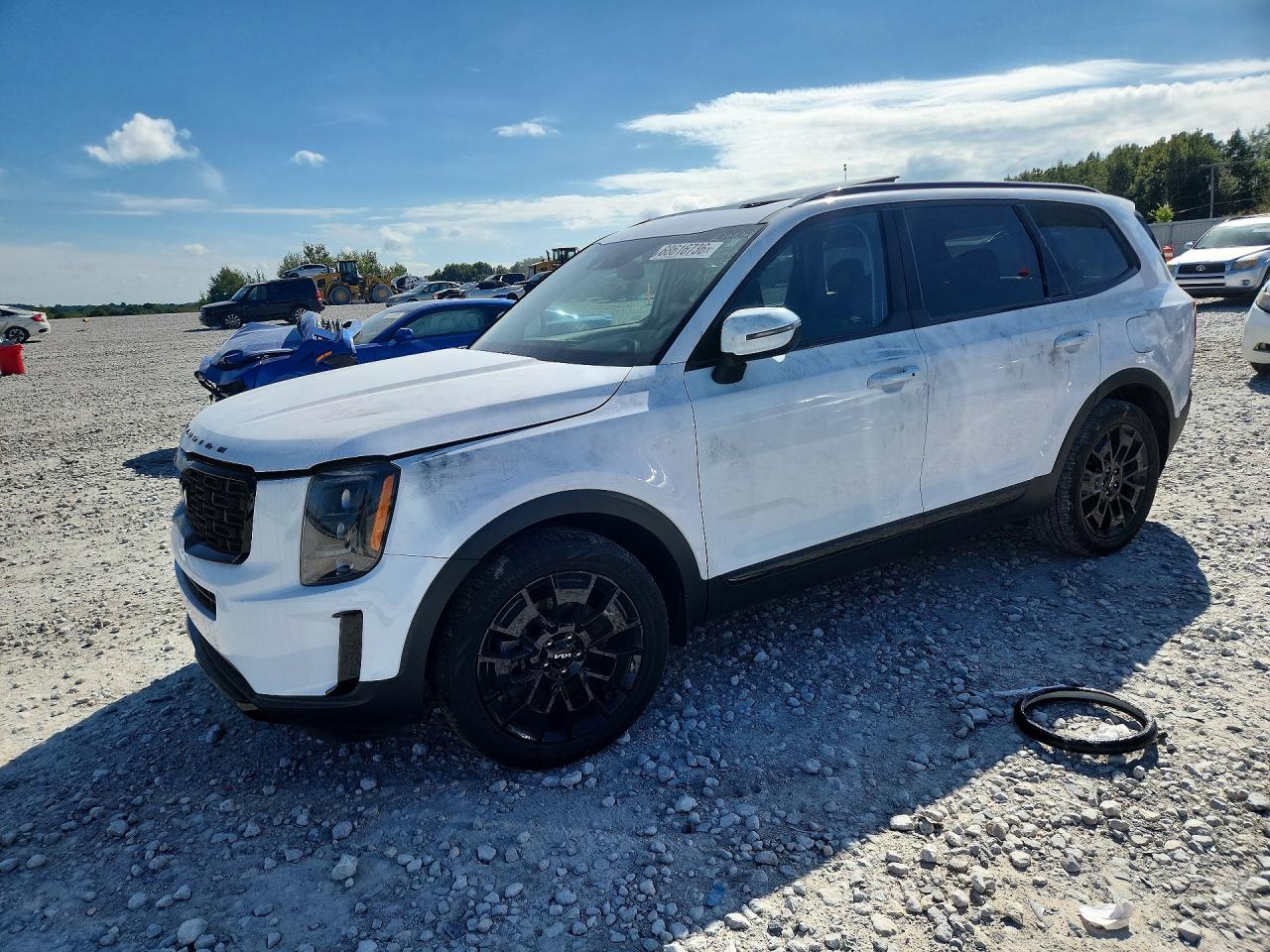 2022 KIA TELLURIDE EX — Front 3/4