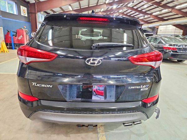 2016 HYUNDAI TUCSON