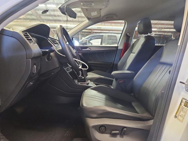 2023 VOLKSWAGEN TIGUAN SE — DENT