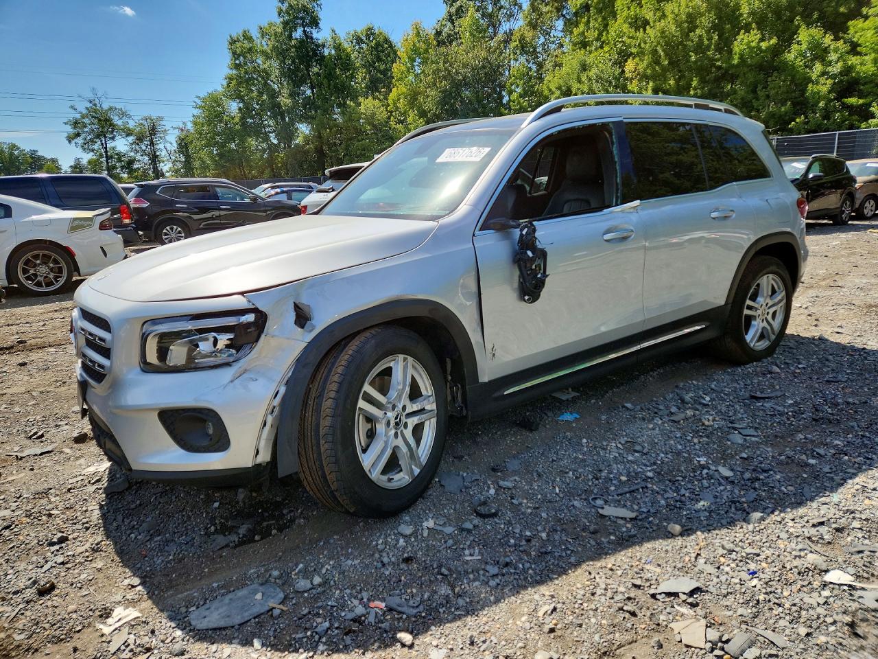 2020 MERCEDES-BENZ GLB-CLASS GLB250-4M — Front 3/4
