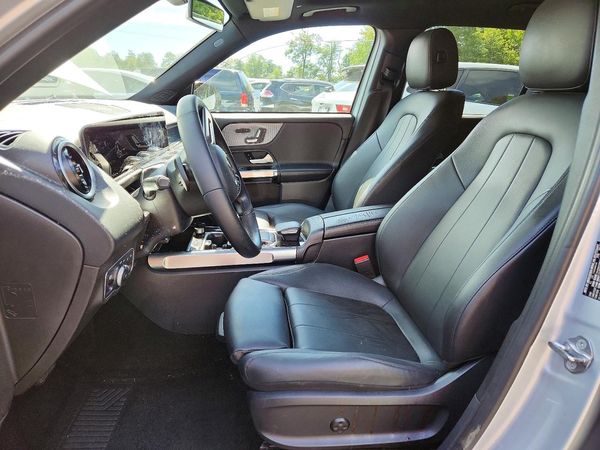 2020 MERCEDES-BENZ GLB-CLASS GLB250-4M — DENT