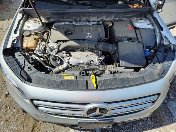 2020 MERCEDES-BENZ GLB-CLASS GLB250-4M — Engine bay
