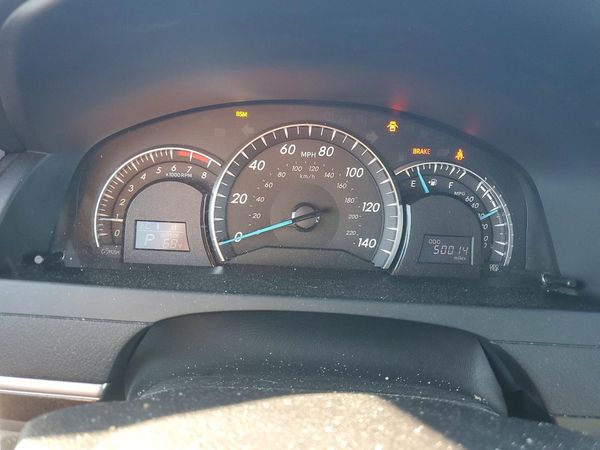 2014 TOYOTA CAMRY