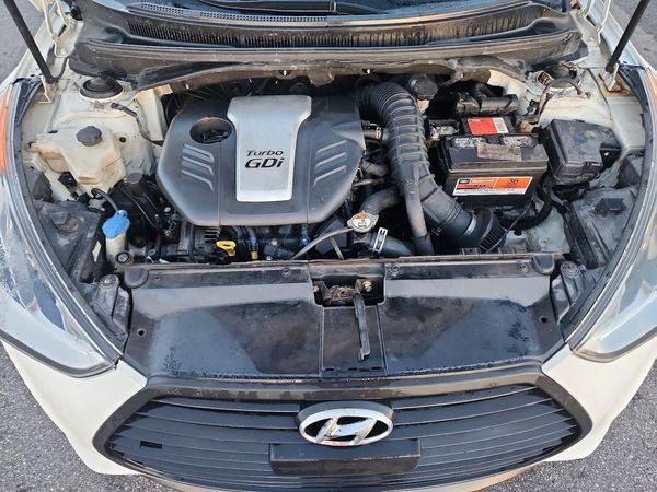 2016 HYUNDAI VELOSTER