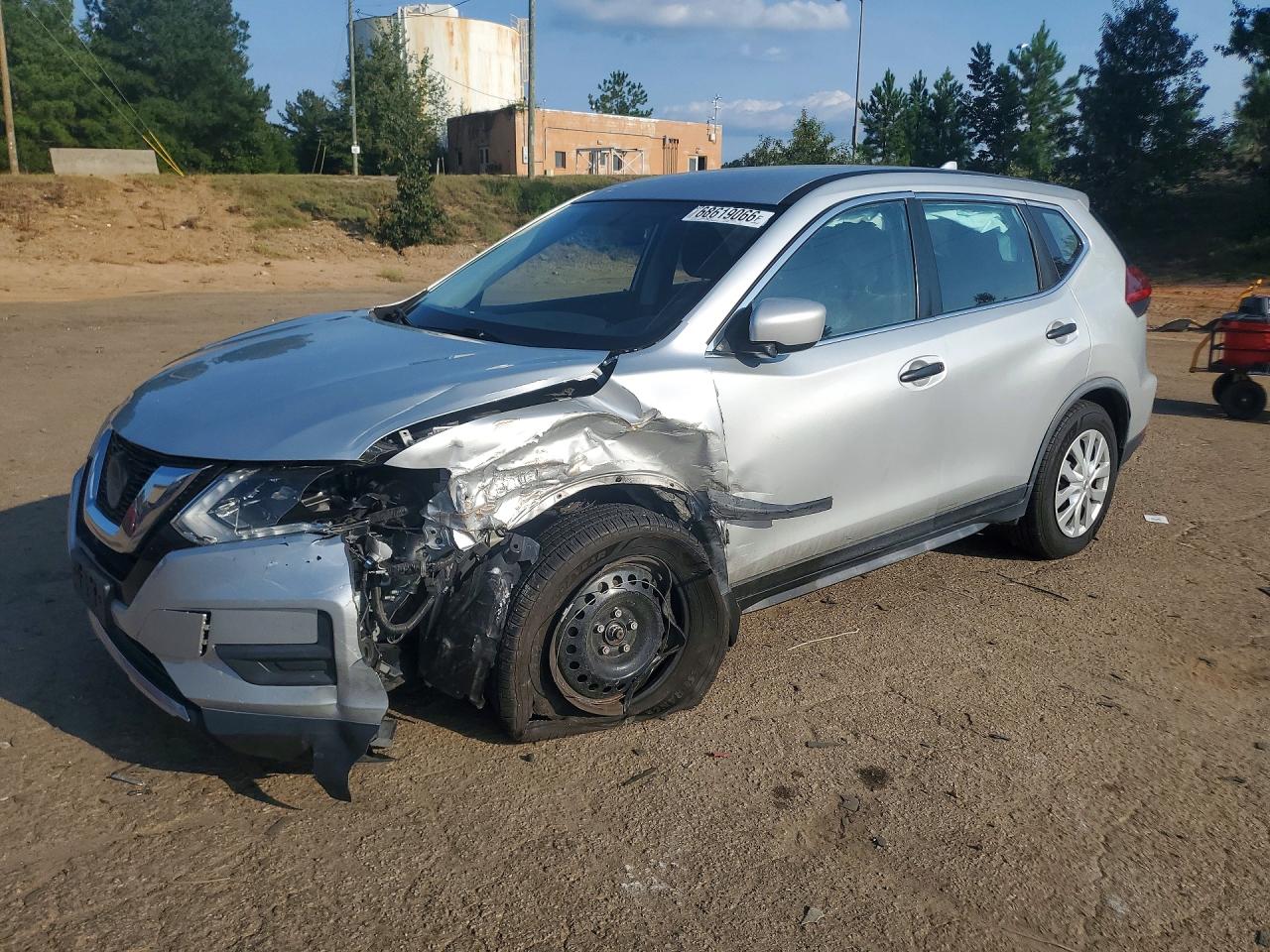 2018 NISSAN ROGUE — Front 3/4