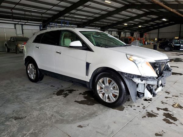 2016 CADILLAC SRX Luxury