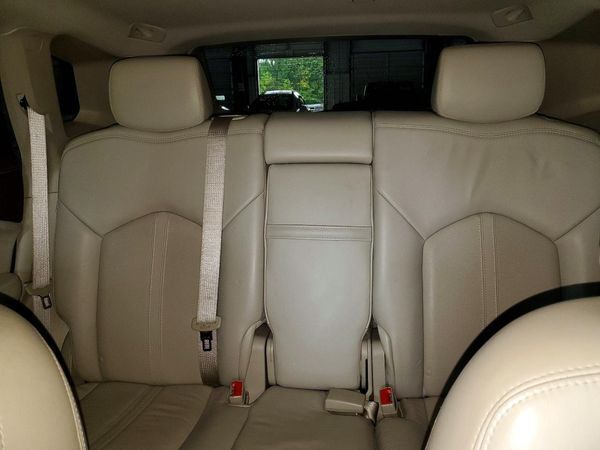 2016 CADILLAC SRX Luxury