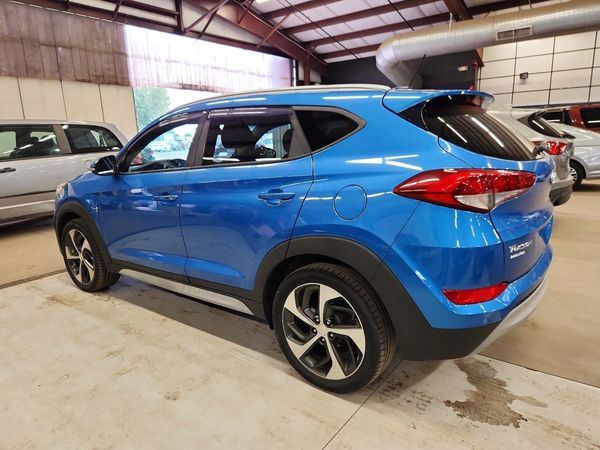 2017 HYUNDAI TUCSON