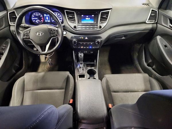 2017 HYUNDAI TUCSON