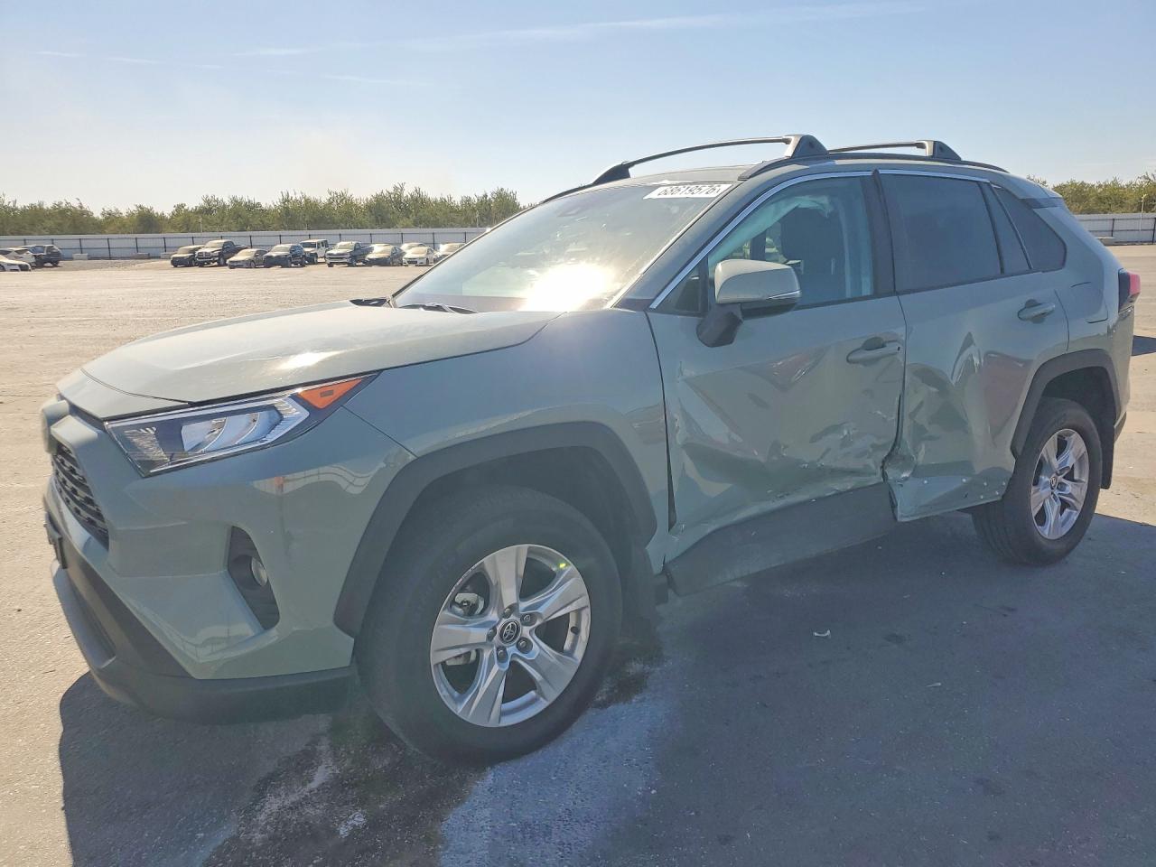 2021 TOYOTA RAV4 XLE