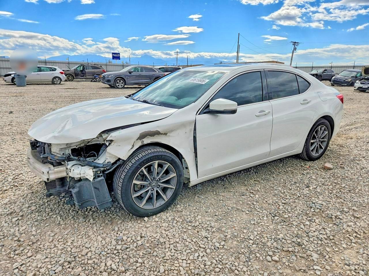 2018 ACURA TLX Standard — Front 3/4