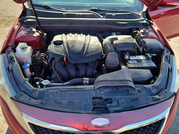 2013 KIA OPTIMA — Engine bay