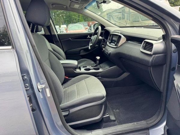 2020 KIA SORENTO L, LX, S