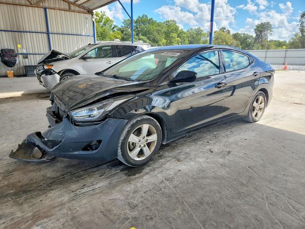 2013 HYUNDAI ELANTRA