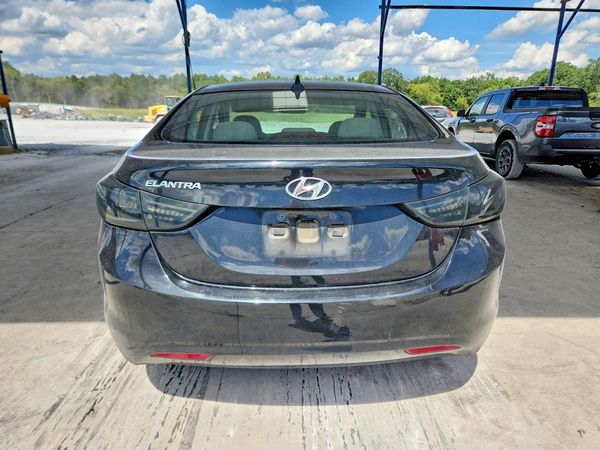 2013 HYUNDAI ELANTRA