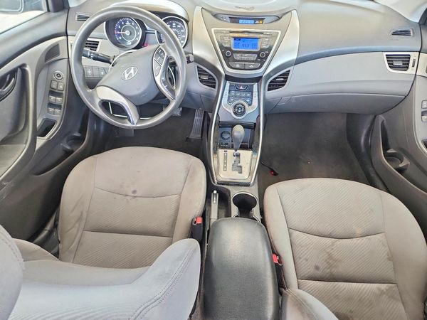 2013 HYUNDAI ELANTRA