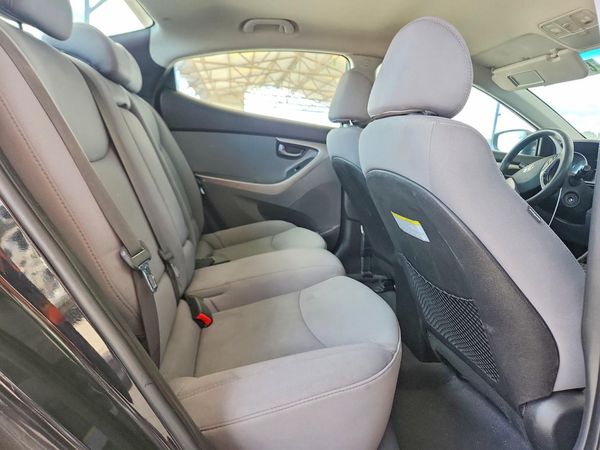 2013 HYUNDAI ELANTRA