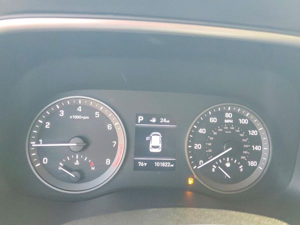 2019 HYUNDAI TUCSON SE