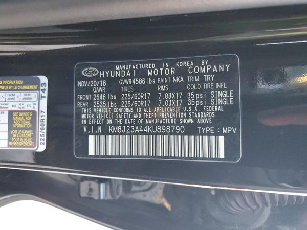 2019 HYUNDAI TUCSON SE
